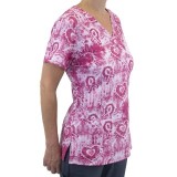 9810 Maevn Women's Printed V-Neck Top - Pink Strength