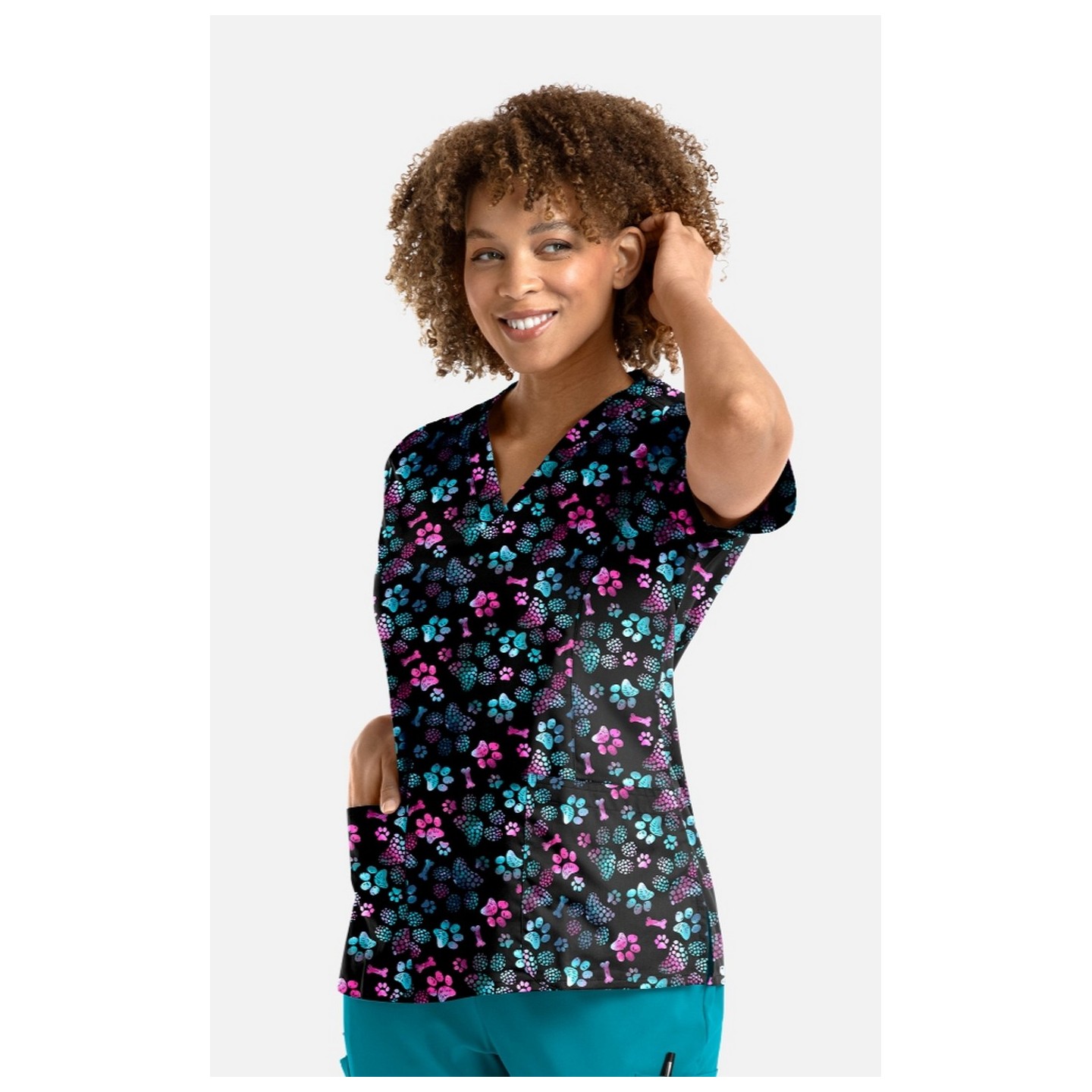 1767 Maevn V-Neck Print Top - Ombre Paws