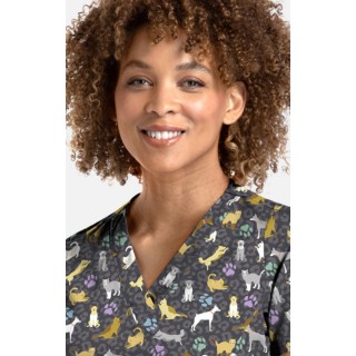 1767 Maevn V-Neck Print Top - Wild Pets